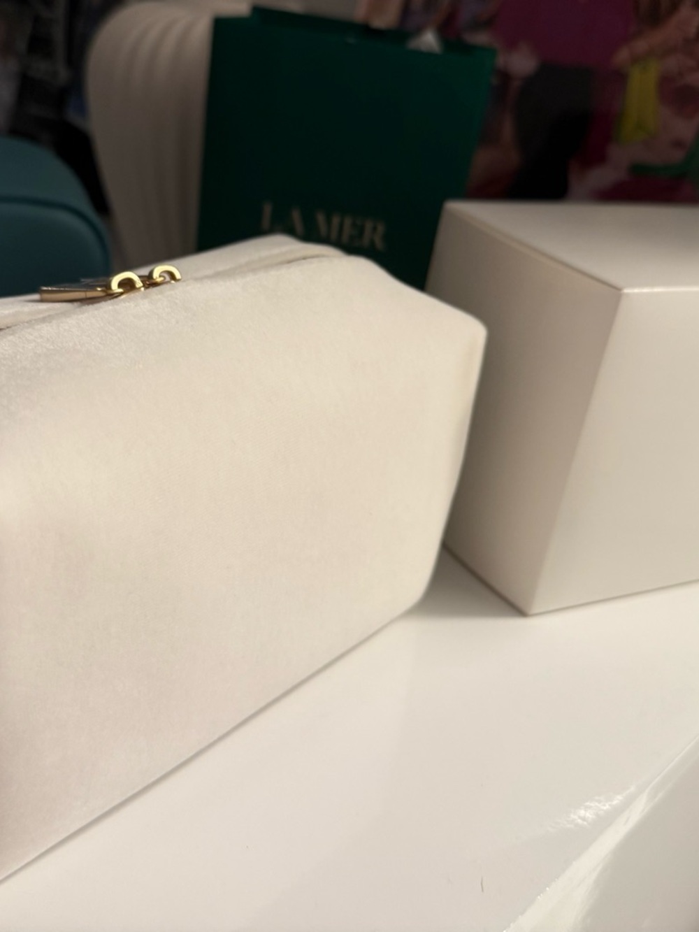 Dior Cream Velvet Cosmetic Pouch with Gold Logo - Picture 4 of 5